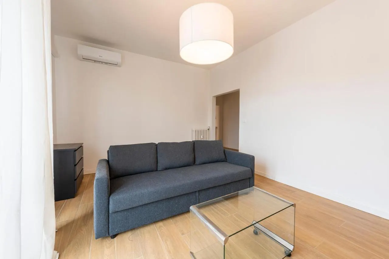 Rosselli By Mmega Apartment Florence Italy